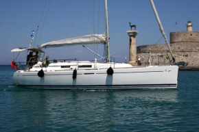 Dufour 34ft Performance Cabin Charter